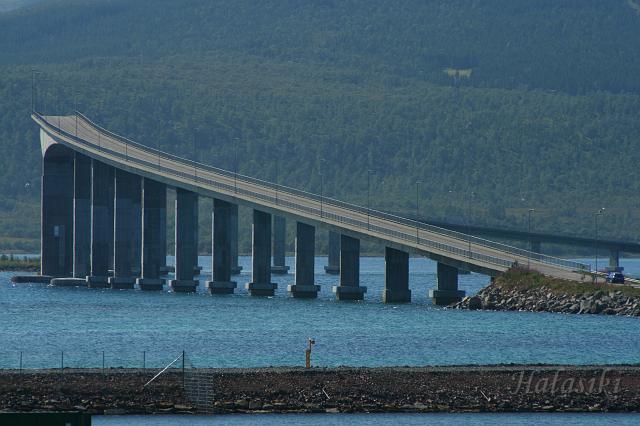 Norwegia (516).JPG - Lofoty - most na wyspę Hadseloya